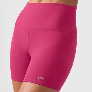 Alo Airbrush High-Waist Biker Short Magenta Crush